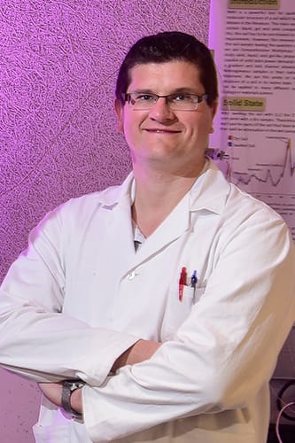 feat-33952-Andre-Simpson