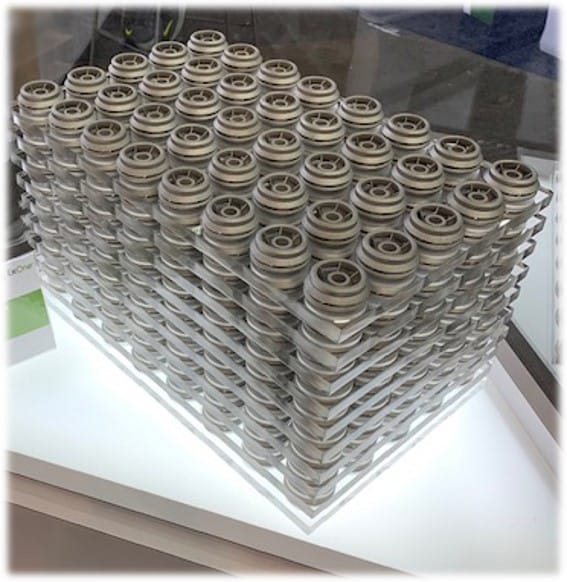 feat-34012-49029416167_4c3593b012_o